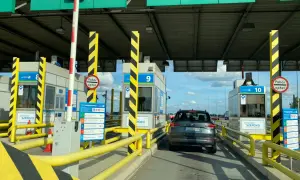 Jak uniknąć kar i dokonać opłaty za autostradę w prosty sposób