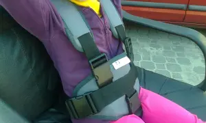 Pasy bezpieczeństwa dla dzieci – klucz do ich bezpieczeństwa w samochodzie