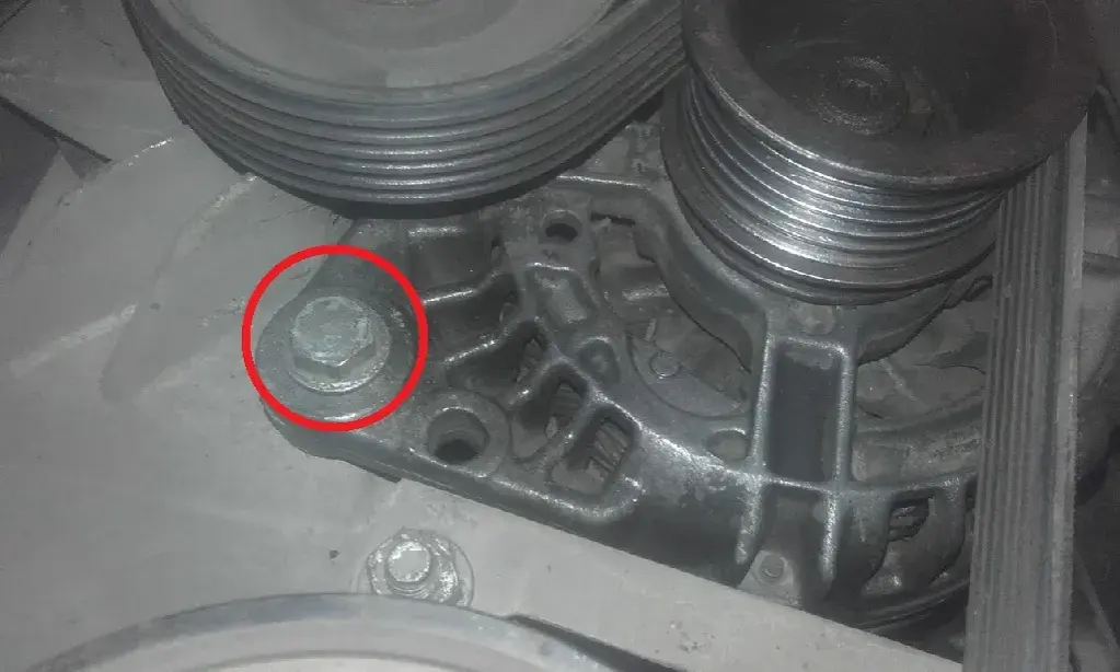 Jak łatwo i bezpiecznie wymontować alternator w Golfie 4 – krok po kroku