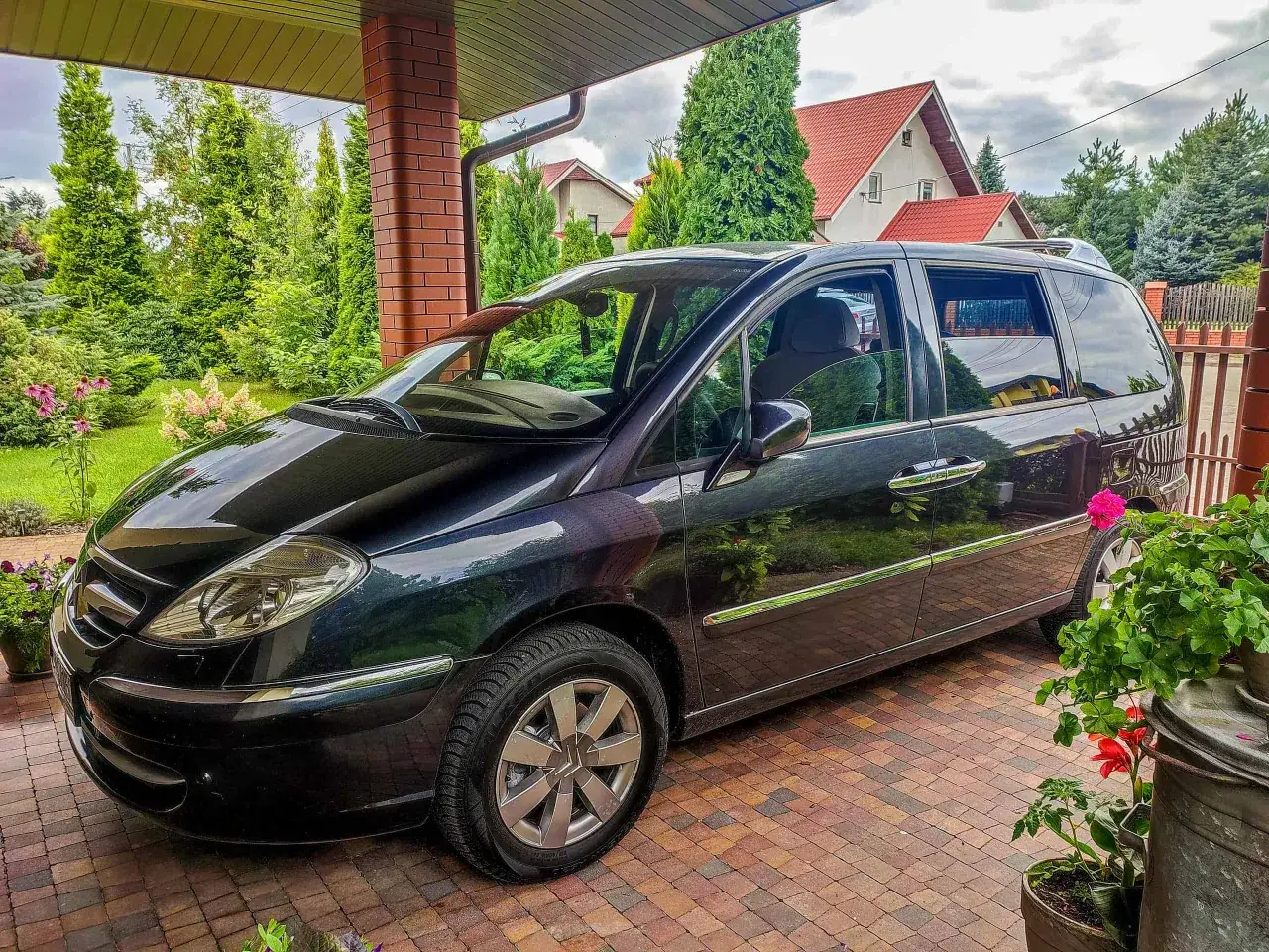 Zdjęcie Citroen C8 jaki silnik wybrać, aby uniknąć kosztownych napraw?